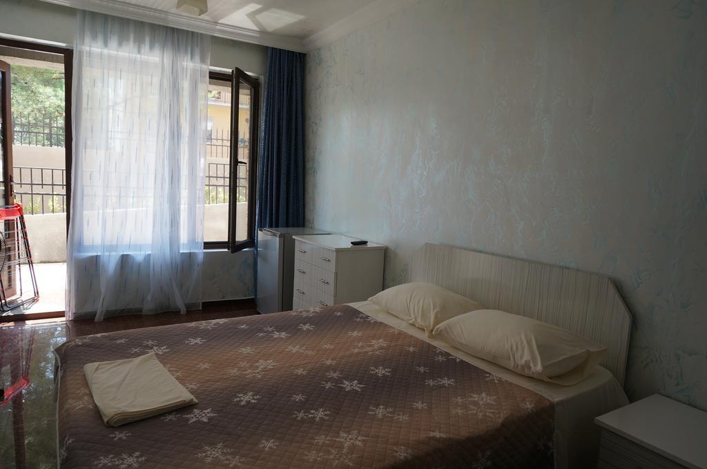 Gageta Hotel Ureki Rum bild